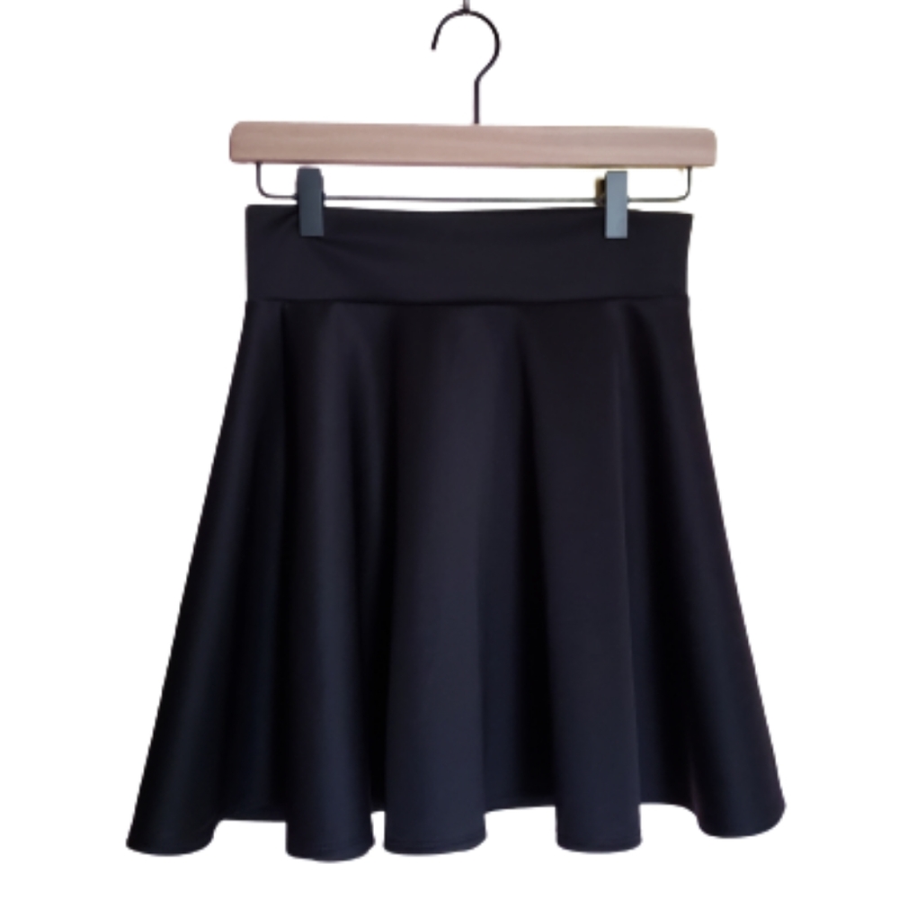 Johnny Black Mini Circle Skirt Size S